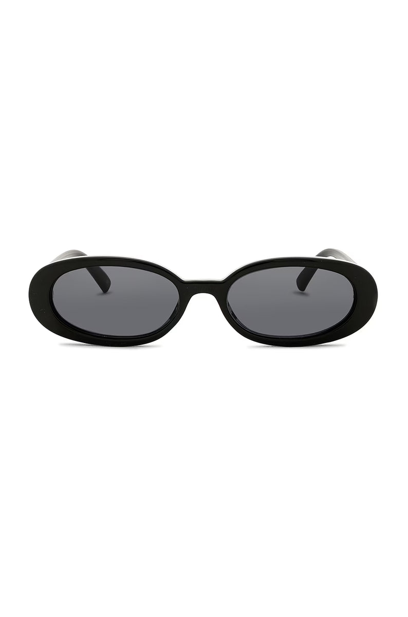 OUTTA LOVE - LE SPECS